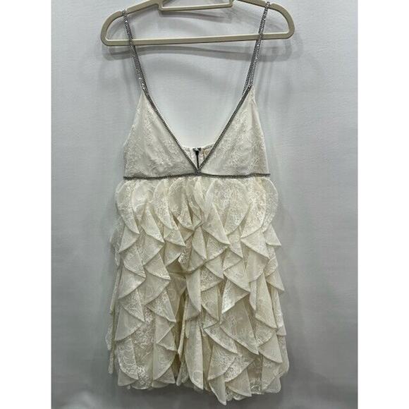 NWT Alice+Olivia Womens Wilmarie Embellished Lace Ruffle Gown Off White Size 10 - Picture 4 of 16